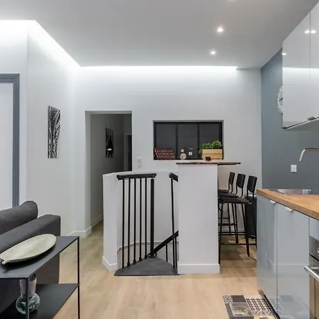 Hsh Batignolles Sauffroy Charming 8p