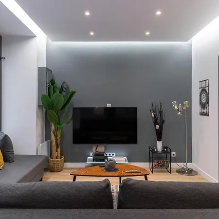 Hsh Batignolles Sauffroy Charming 8p Apartment *